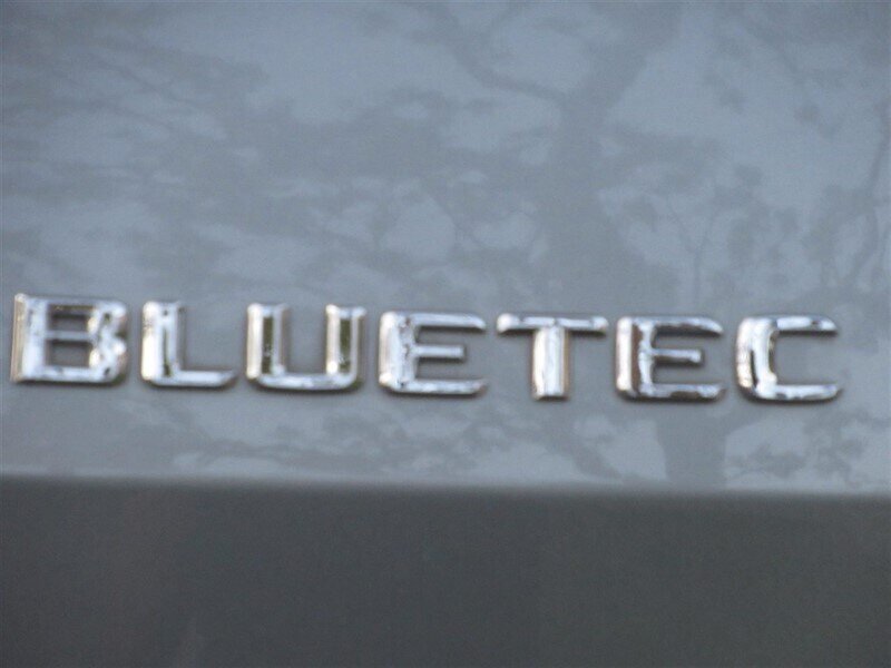 2012 Mercedes-Benz GL 350 BlueTEC   - Photo 12 - Sherman Oaks, CA 91423