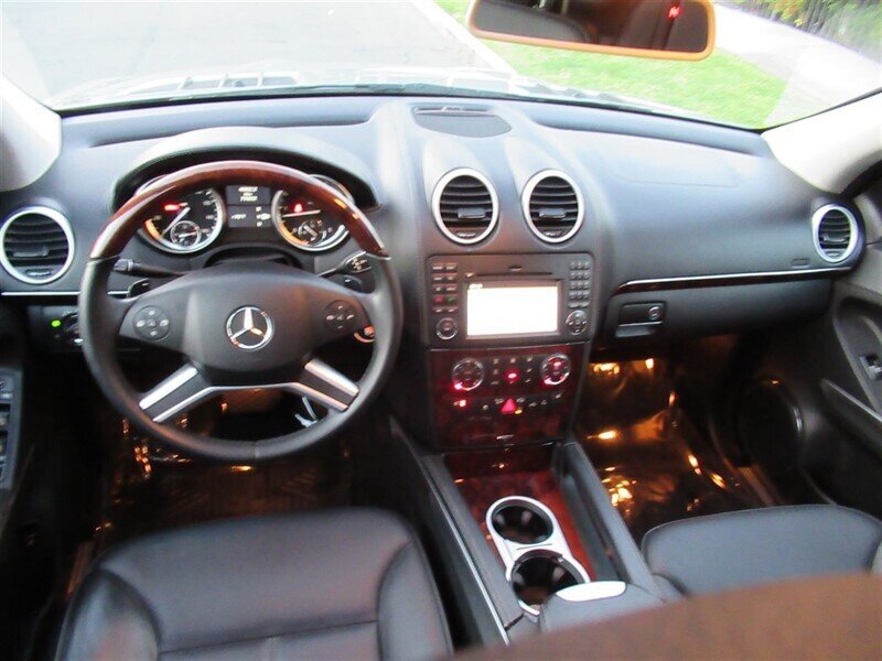 2012 Mercedes-Benz GL 350 BlueTEC   - Photo 30 - Sherman Oaks, CA 91423