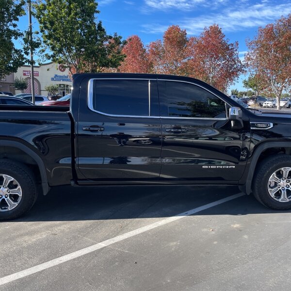 2023 GMC Sierra 1500 SLE   - Photo 10 - Sherman Oaks, CA 91423
