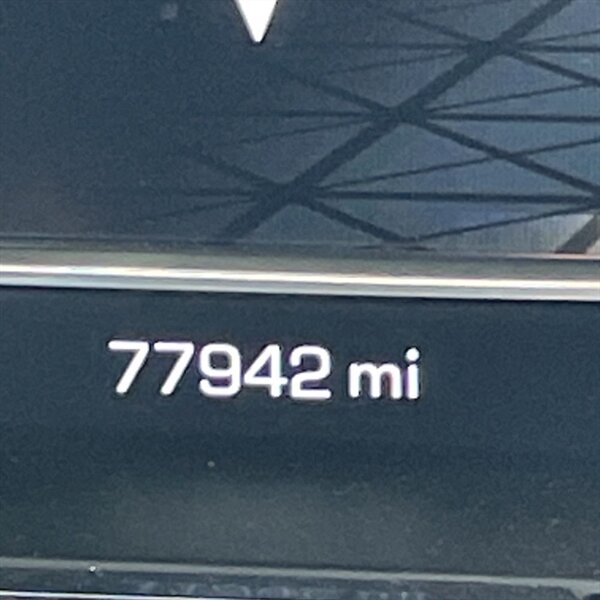 2023 GMC Sierra 1500 SLE   - Photo 12 - Sherman Oaks, CA 91423