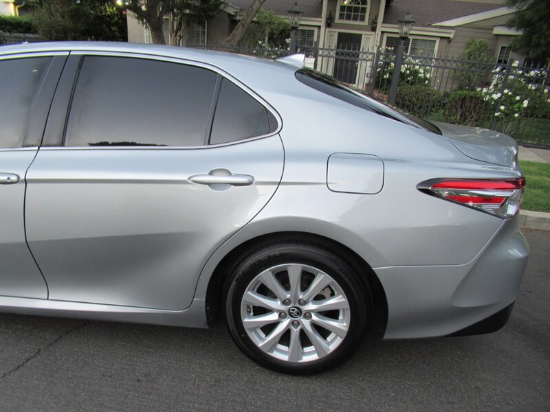 2019 Toyota Camry LE   - Photo 39 - Sherman Oaks, CA 91423