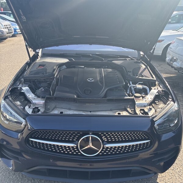 2022 Mercedes-Benz E 450 4MATIC   - Photo 11 - Sherman Oaks, CA 91423