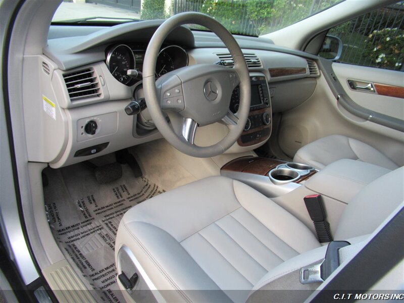 2007 Mercedes-Benz R 350   - Photo 13 - Sherman Oaks, CA 91423