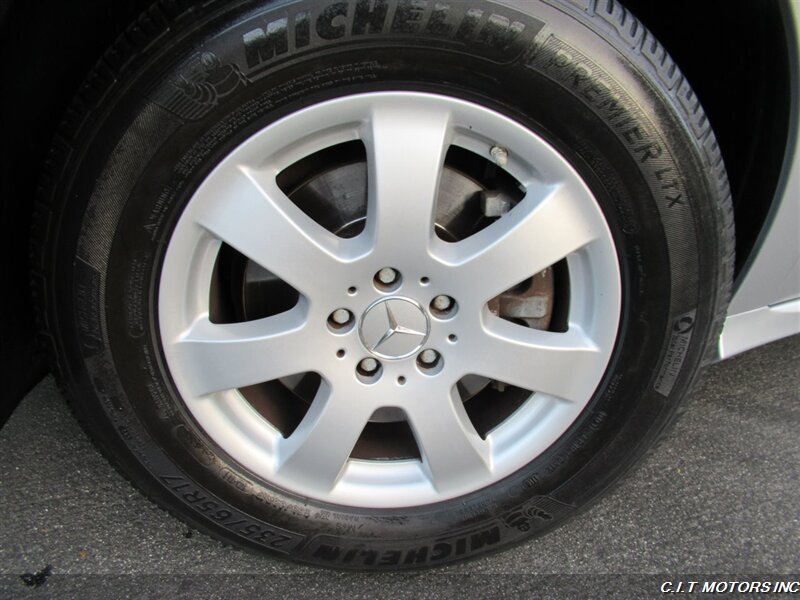 2007 Mercedes-Benz R 350   - Photo 10 - Sherman Oaks, CA 91423