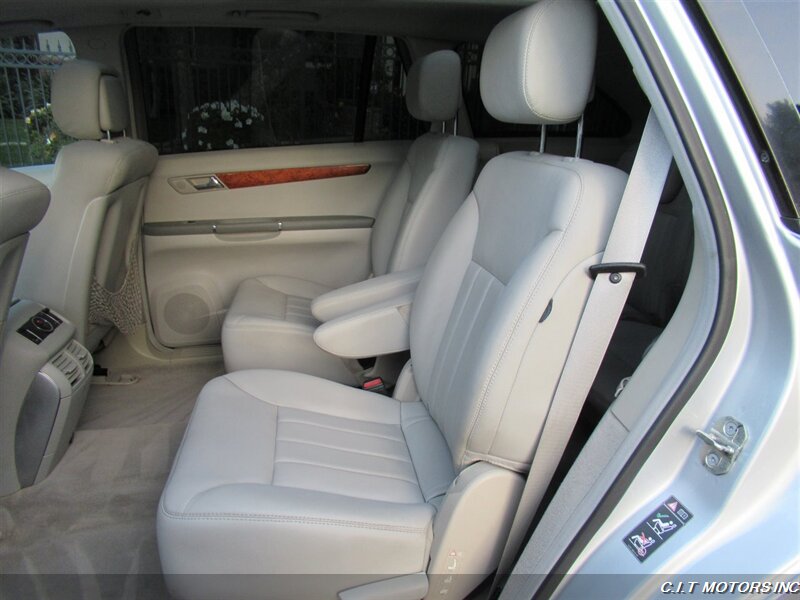 2007 Mercedes-Benz R 350   - Photo 19 - Sherman Oaks, CA 91423