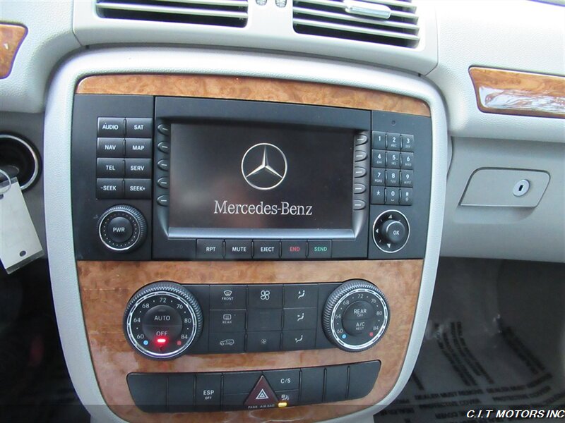 2007 Mercedes-Benz R 350   - Photo 16 - Sherman Oaks, CA 91423