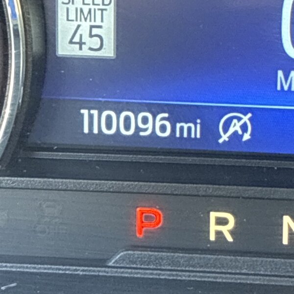 2020 Ford Explorer XLT   - Photo 20 - Sherman Oaks, CA 91423