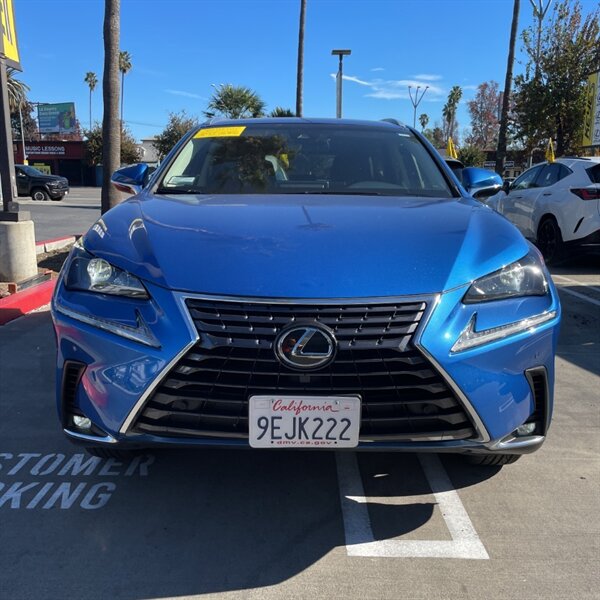 2019 Lexus NX 300   - Photo 3 - Sherman Oaks, CA 91423