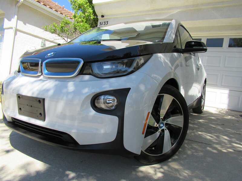 2016 BMW i3   - Photo 15 - Sherman Oaks, CA 91423