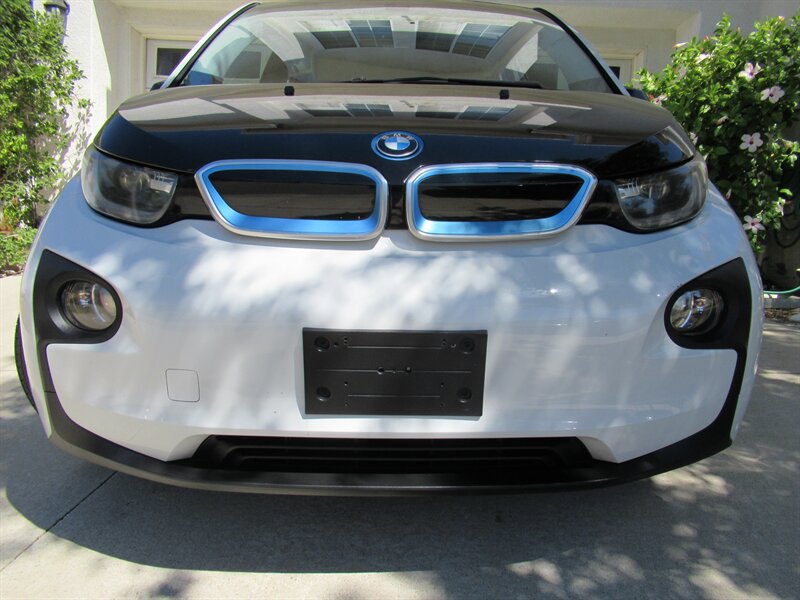 2016 BMW i3   - Photo 13 - Sherman Oaks, CA 91423
