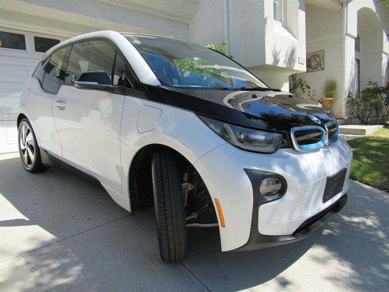 2016 BMW i3   - Photo 10 - Sherman Oaks, CA 91423