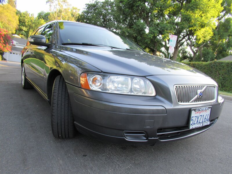 2007 Volvo V70 2.4   - Photo 36 - Sherman Oaks, CA 91423