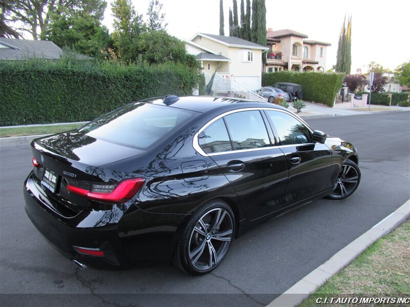 2021 BMW 330i   - Photo 8 - Sherman Oaks, CA 91423