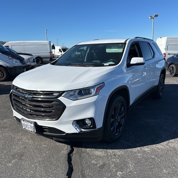 2018 Chevrolet Traverse RS   - Photo 1 - Sherman Oaks, CA 91423