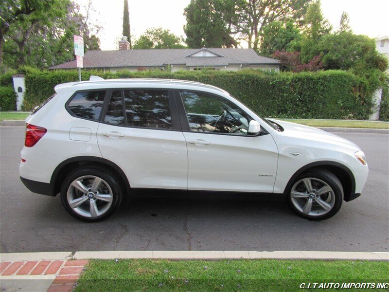 2017 BMW X3 sDrive28i   - Photo 9 - Sherman Oaks, CA 91423