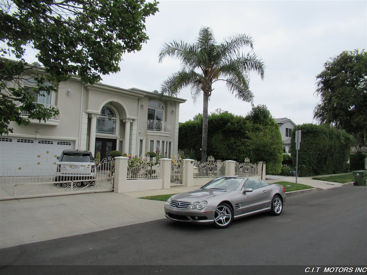 2006 Mercedes-Benz SL 500   - Photo 2 - Sherman Oaks, CA 91423