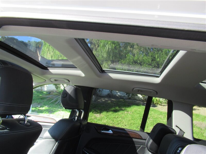 2014 Mercedes-Benz GL 450 4MATIC   - Photo 32 - Sherman Oaks, CA 91423