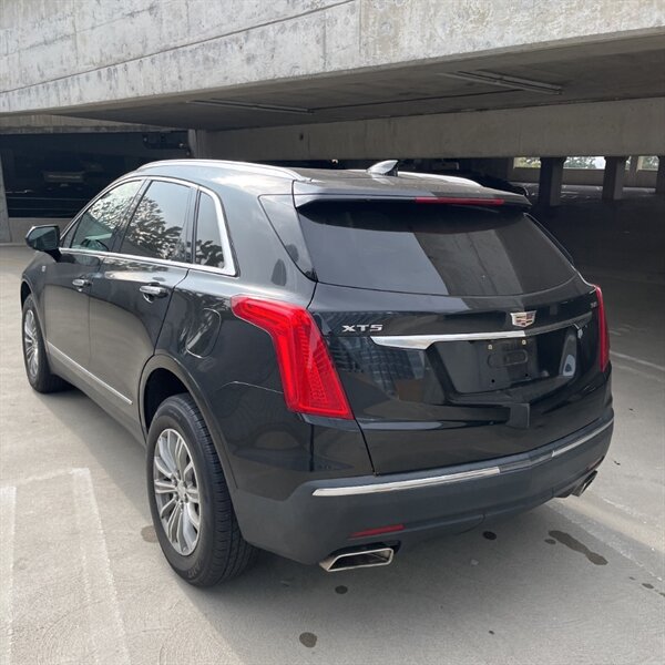 2019 Cadillac XT5 Luxury   - Photo 6 - Sherman Oaks, CA 91423