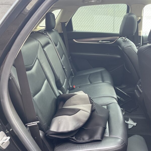 2019 Cadillac XT5 Luxury   - Photo 14 - Sherman Oaks, CA 91423