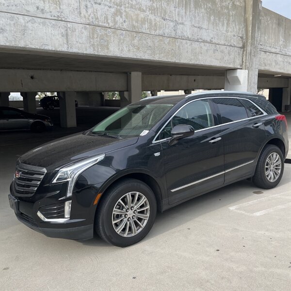 2019 Cadillac XT5 Luxury   - Photo 5 - Sherman Oaks, CA 91423