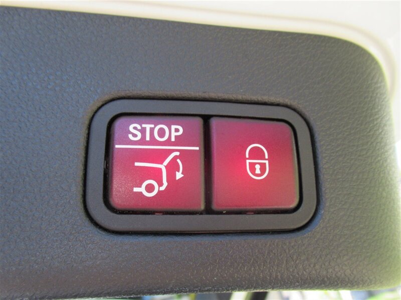 2015 Mercedes-Benz ML 350   - Photo 30 - Sherman Oaks, CA 91423