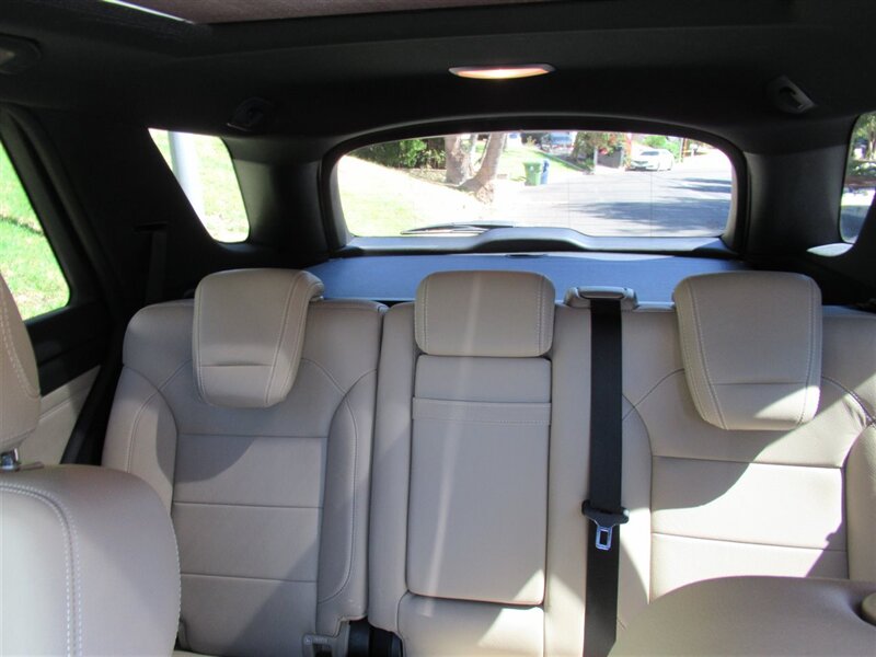 2015 Mercedes-Benz ML 350   - Photo 18 - Sherman Oaks, CA 91423