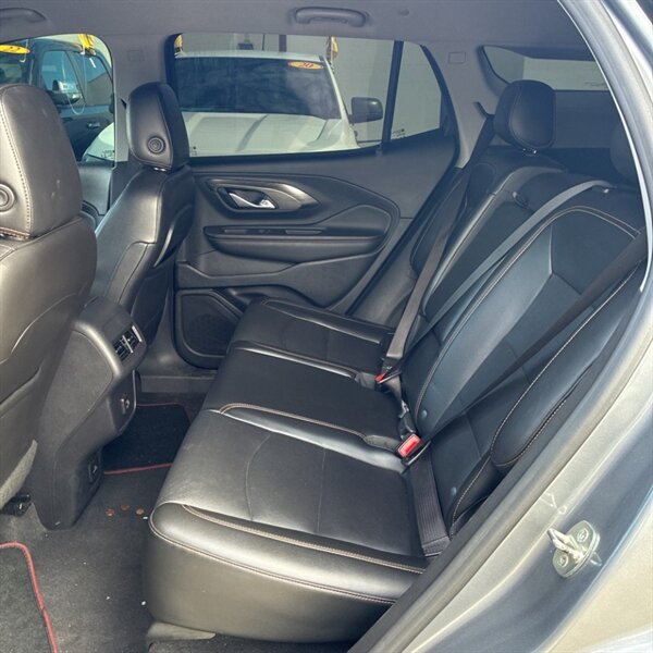 2021 GMC Terrain SLT   - Photo 13 - Sherman Oaks, CA 91423