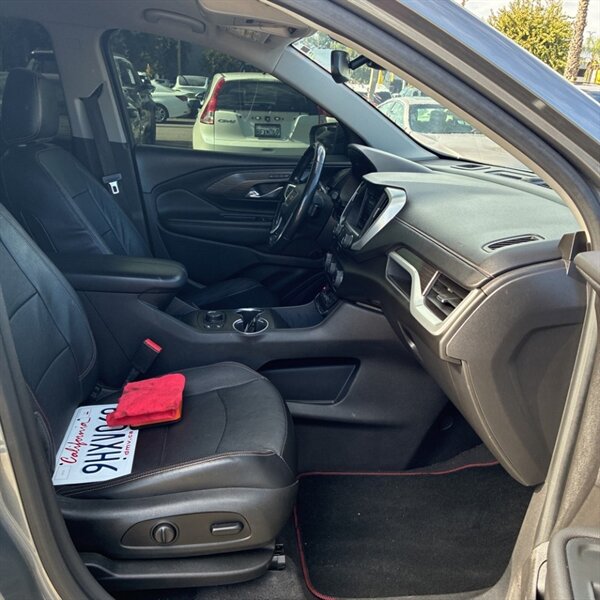 2021 GMC Terrain SLT   - Photo 11 - Sherman Oaks, CA 91423