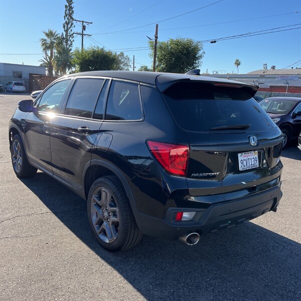 2022 Honda Passport EX-L   - Photo 7 - Sherman Oaks, CA 91423
