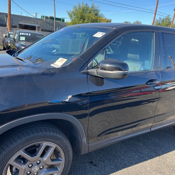 2022 Honda Passport EX-L   - Photo 5 - Sherman Oaks, CA 91423