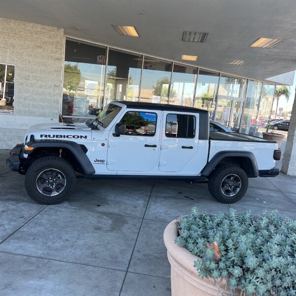 2020 Jeep Gladiator Rubicon   - Photo 8 - Sherman Oaks, CA 91423