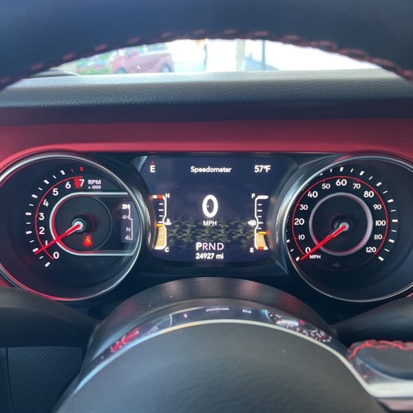 2020 Jeep Gladiator Rubicon   - Photo 18 - Sherman Oaks, CA 91423