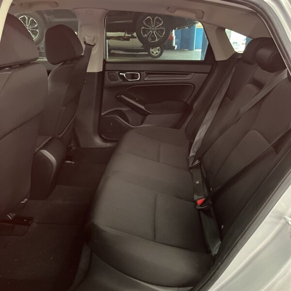 2022 Honda Civic EX   - Photo 11 - Sherman Oaks, CA 91423