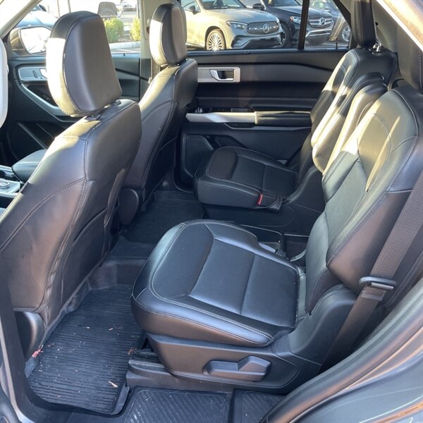 2021 Ford Explorer Limited   - Photo 19 - Sherman Oaks, CA 91423