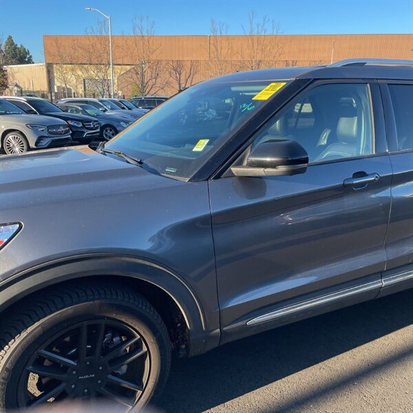 2021 Ford Explorer Limited   - Photo 7 - Sherman Oaks, CA 91423