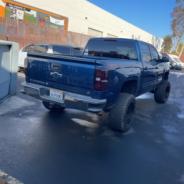 2018 Chevrolet Silverado 1500 LT   - Photo 9 - Sherman Oaks, CA 91423