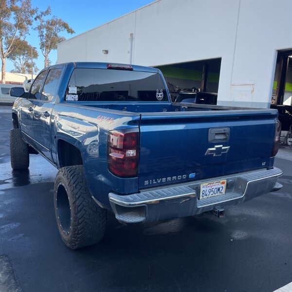 2018 Chevrolet Silverado 1500 LT   - Photo 7 - Sherman Oaks, CA 91423