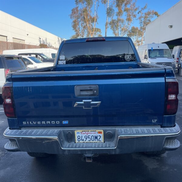2018 Chevrolet Silverado 1500 LT   - Photo 5 - Sherman Oaks, CA 91423