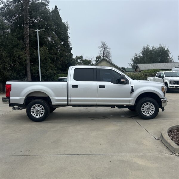2018 Ford F-250 Super Duty XL   - Photo 8 - Sherman Oaks, CA 91423