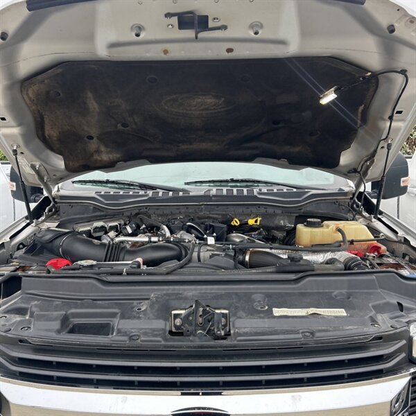 2018 Ford F-250 Super Duty XL   - Photo 12 - Sherman Oaks, CA 91423