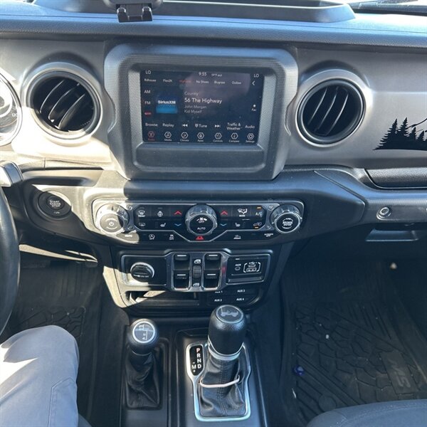 2021 Jeep Wrangler Unlimited Sport   - Photo 17 - Sherman Oaks, CA 91423
