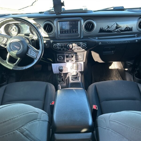 2021 Jeep Wrangler Unlimited Sport   - Photo 11 - Sherman Oaks, CA 91423