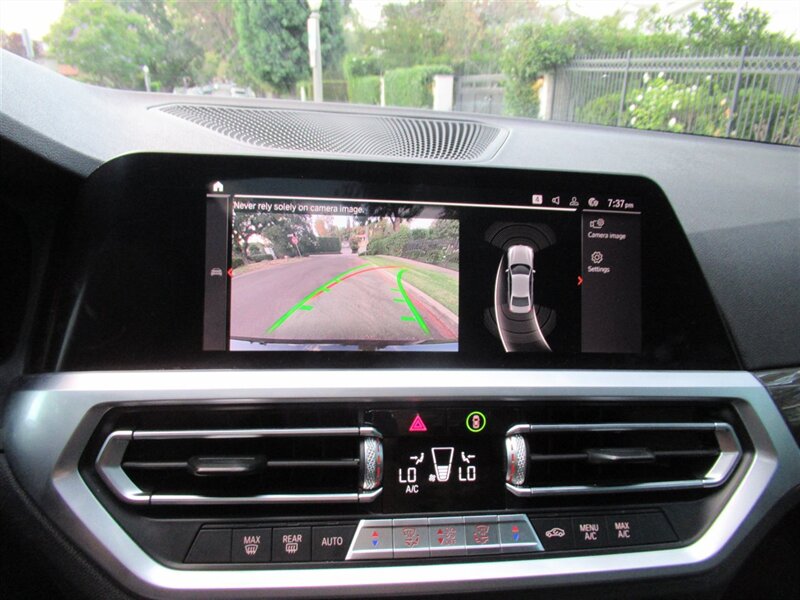 2021 BMW 330i   - Photo 24 - Sherman Oaks, CA 91423