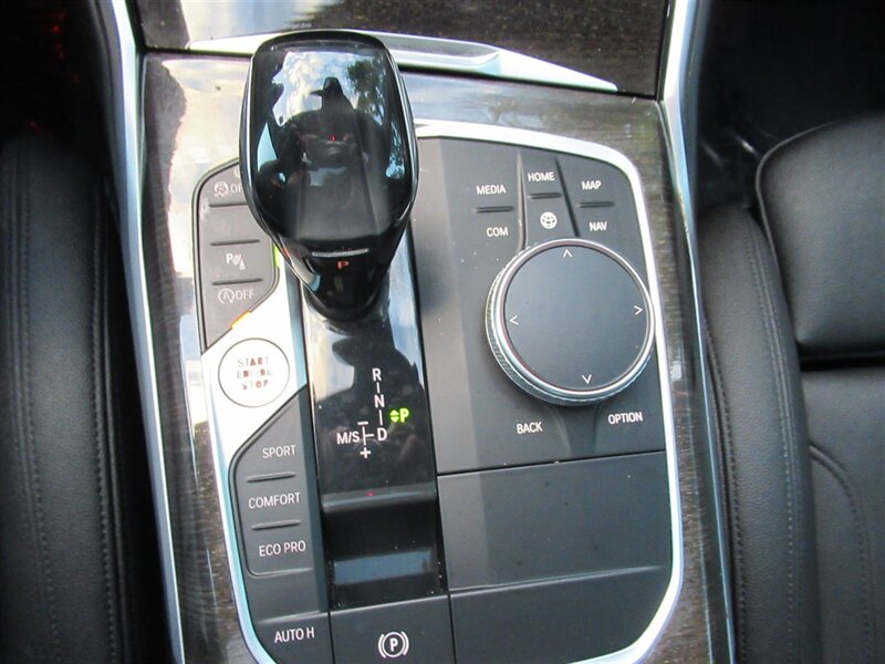 2021 BMW 330i   - Photo 26 - Sherman Oaks, CA 91423