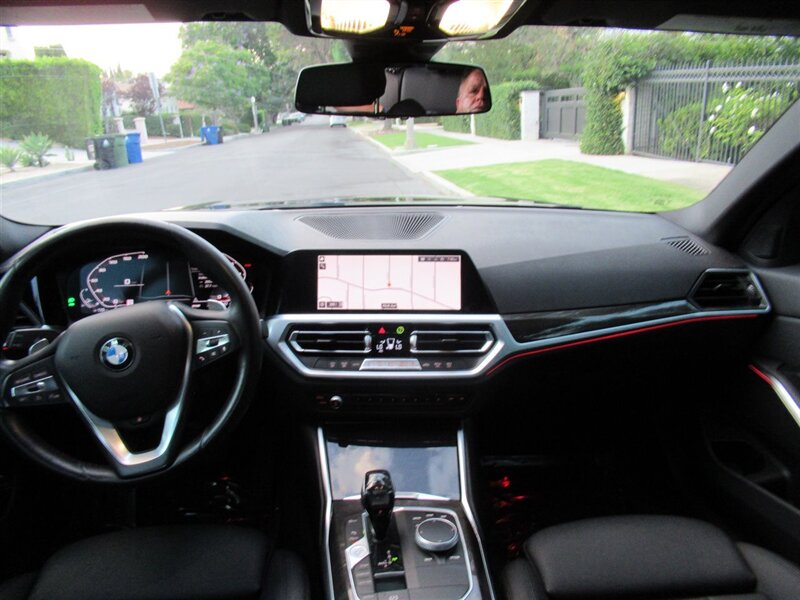 2021 BMW 330i   - Photo 32 - Sherman Oaks, CA 91423