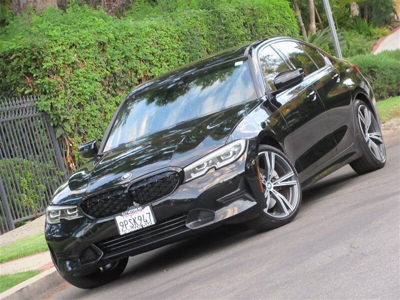 2021 BMW 330i   - Photo 1 - Sherman Oaks, CA 91423