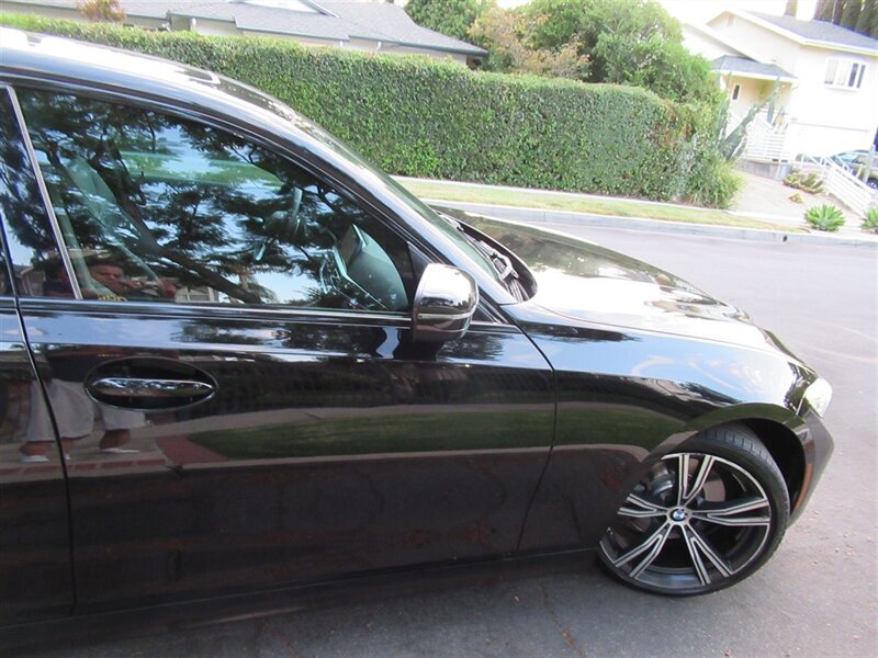 2021 BMW 330i   - Photo 38 - Sherman Oaks, CA 91423