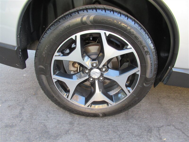 2014 Subaru Forester 2.0XT Premium   - Photo 11 - Sherman Oaks, CA 91423