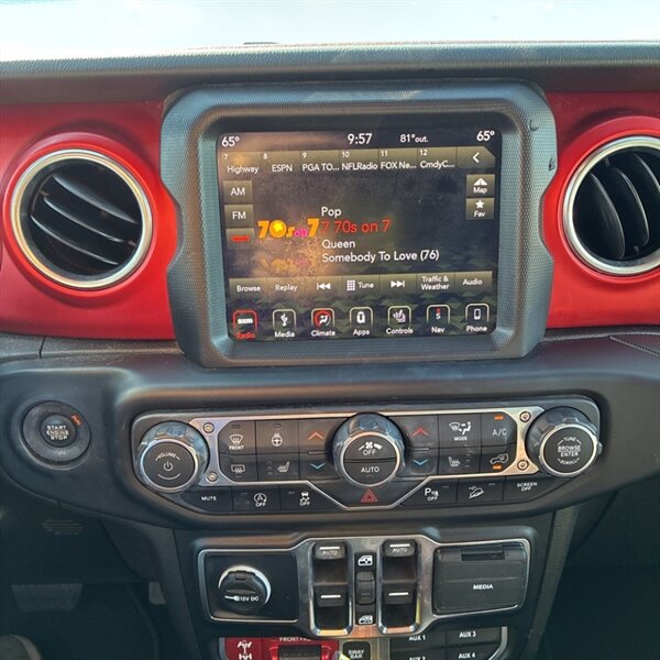 2019 Jeep Wrangler Unlimited Rubicon   - Photo 22 - Sherman Oaks, CA 91423