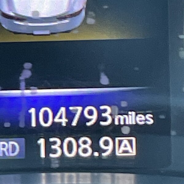 2018 INFINITI Q60 Red Sport 400   - Photo 20 - Sherman Oaks, CA 91423